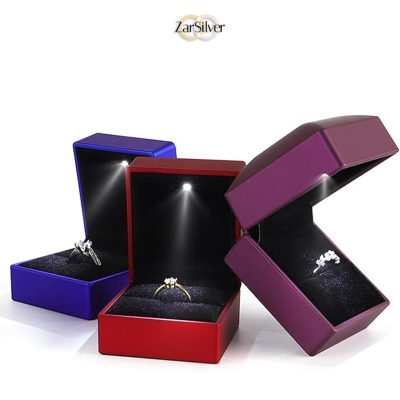 جعبه انگشتر چراغدار